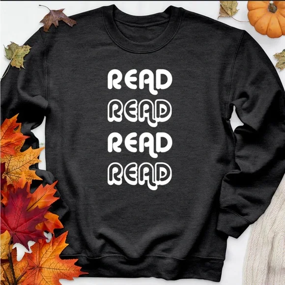 Piper and Ivy | Gray “Read” Sweatshirt | Size Medium - Picture 2 of 10